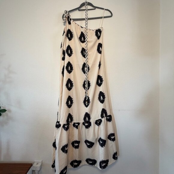 PrettyGarden Black and Cream Dress - Picture 1 of 4